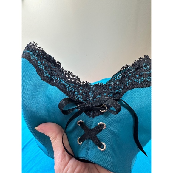 Bra D’More “Full Busted Fit” NWT Size 32F (DDD) - Picture 4 of 6